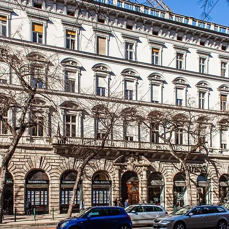 Daire Real Andrassy Budapeşte