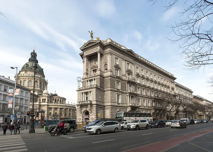 Real Andrássy * Budapest