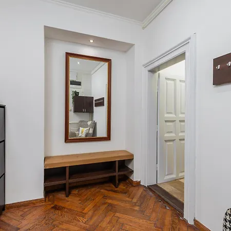 Apartment Real Andrassy