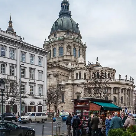 Real Andrassy Apartment Budapest
