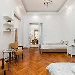 Real Andrassy Апартаменты Будапешт