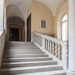 Real Andrassy Апартаменты *
